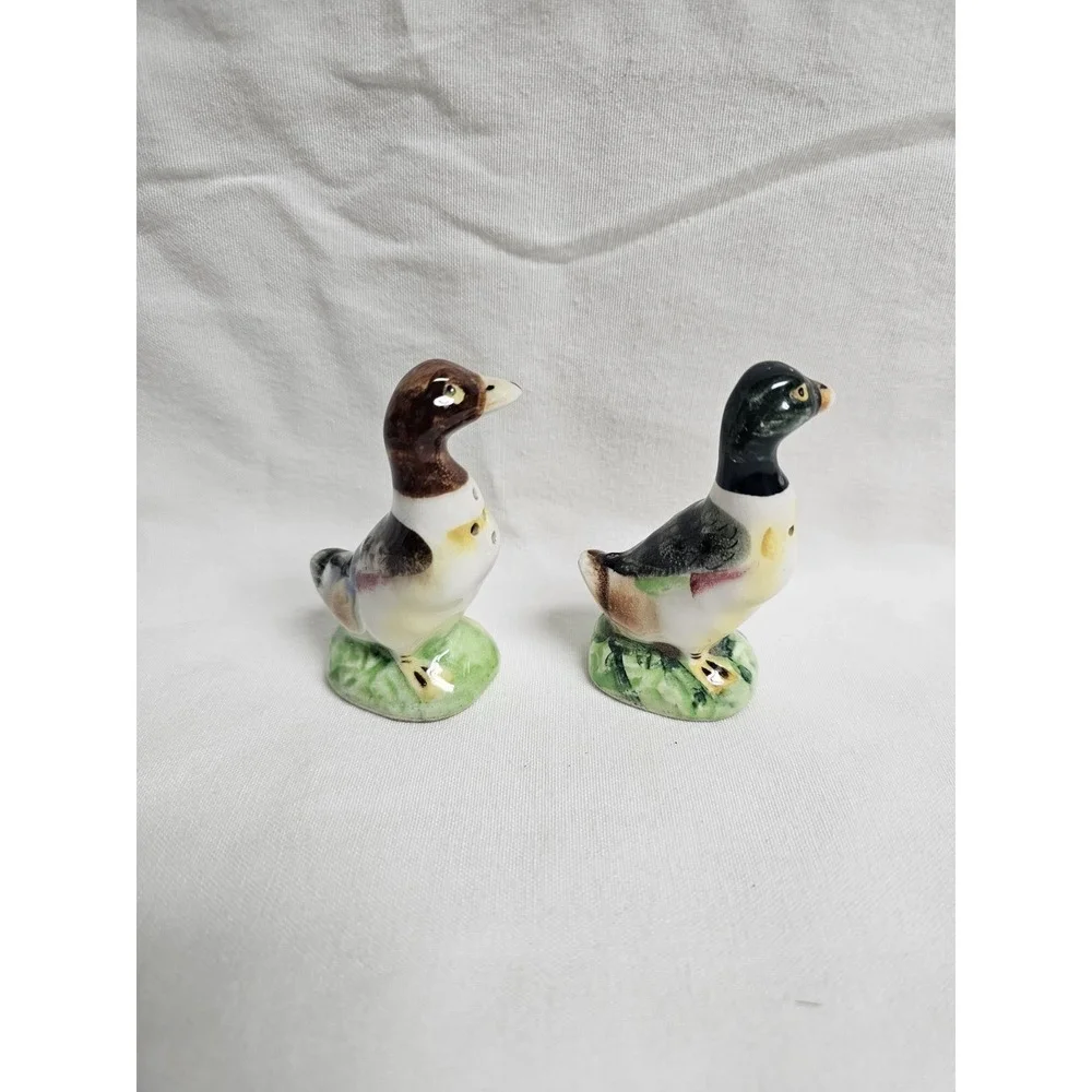 Vintage Duck Salt And Pepper Shakers Japan